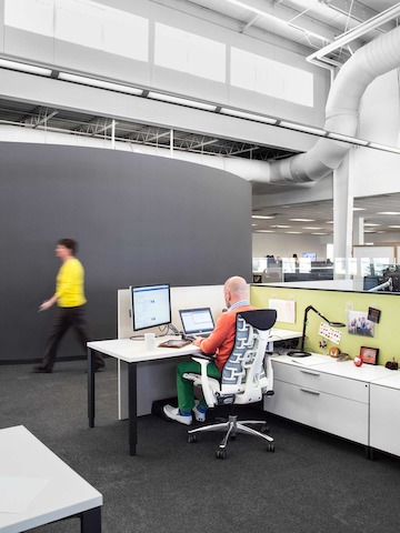 The new layout is highly collaborative and supportive of an individual's need for focus. People can retreat to semi-private workstations when they need to concentrate on complex tasks.