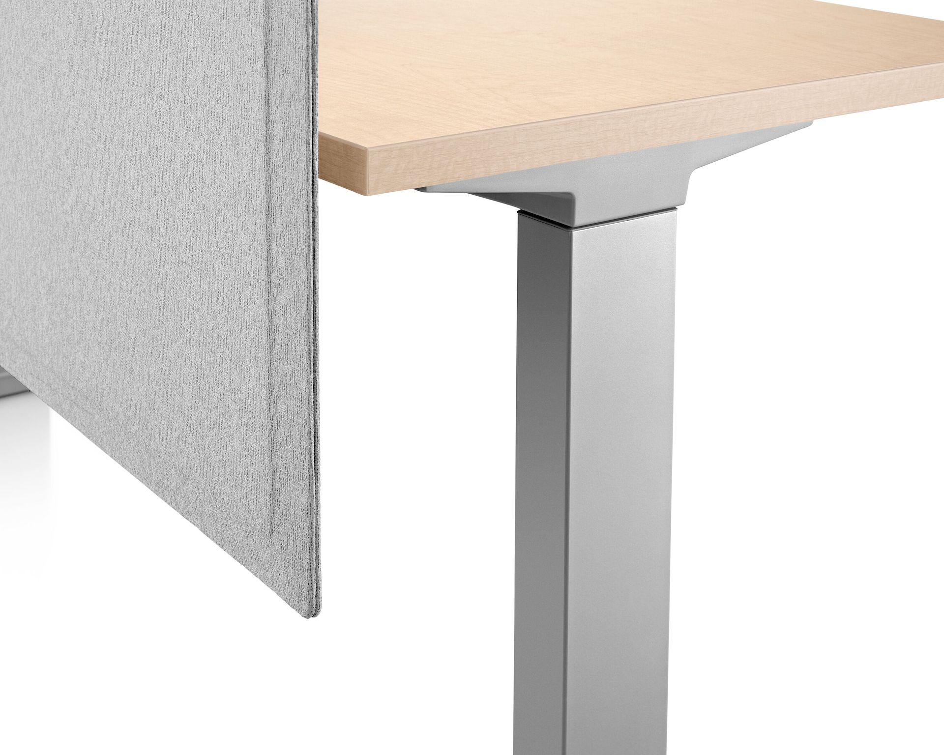 Renew Sit-to-Stand Table with Pari Screen