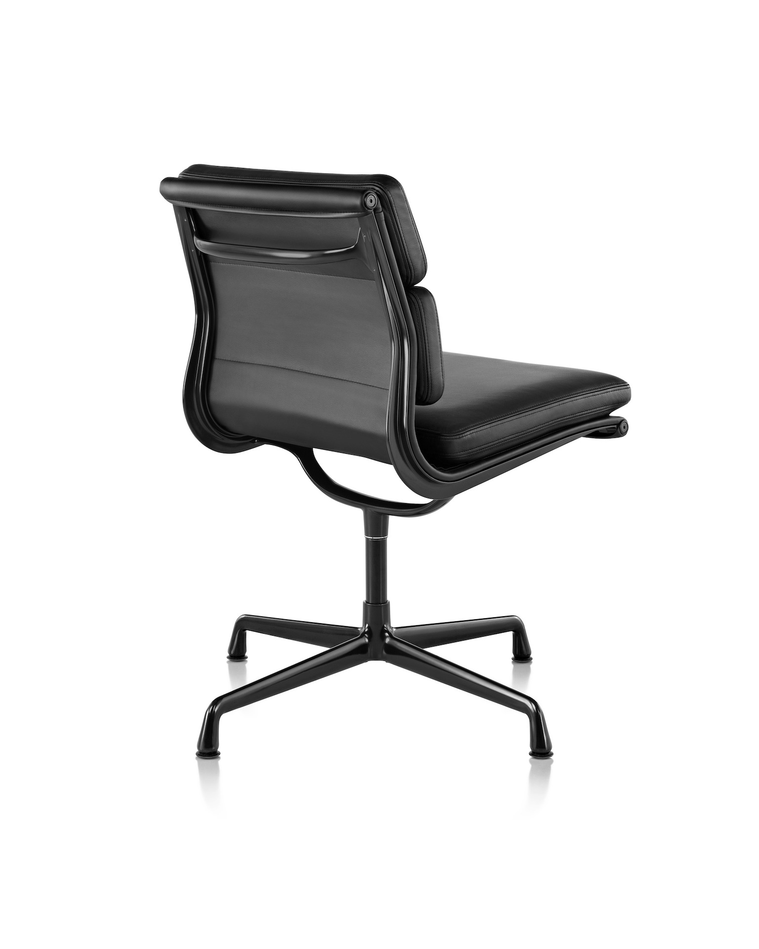 Eames Soft Pad Chair–Executive - 3D Product Models - Herman Miller