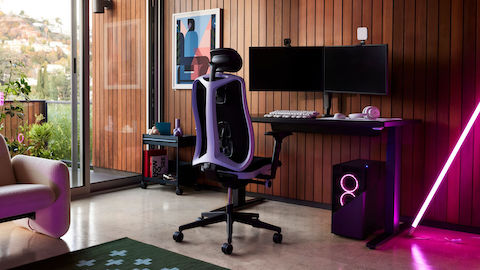 Vantum Gaming chair in a home office setting.
