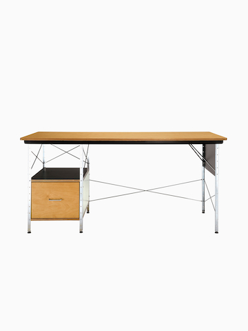 一个本世纪中叶的现代Eames书桌。