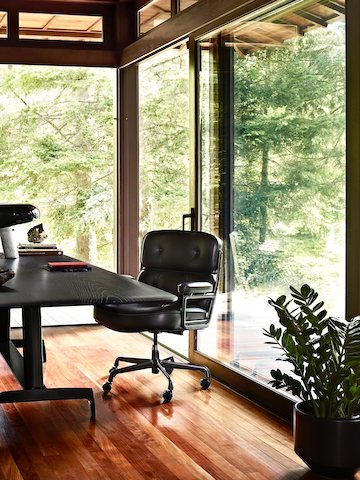 Eames Executive - Chairs - Miller