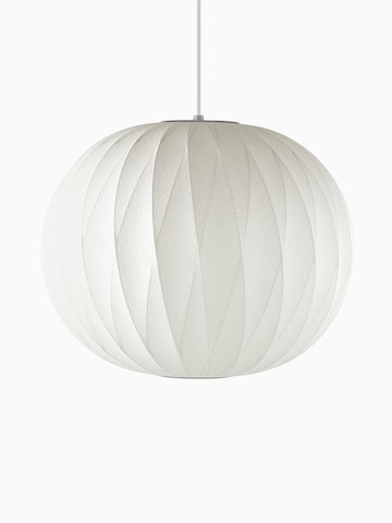 Una lampada a sospensione bianca. Selezionare per andare alla pagina del prodotto Nelson Ball CrissCross Bubble Pendant.