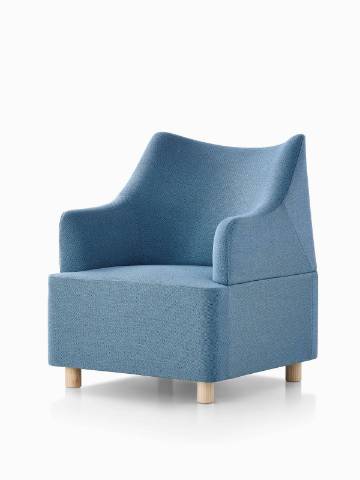 Cadeira Club Plex azul. Selecione para ir para a página do produto móveis para lounge Plex.
