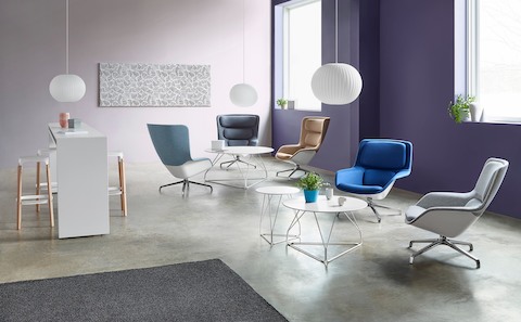 https://www.hermanmiller.com/content/dam/hmicom/page_assets/products/striad_lounge_chair_and_ottoman/ig_prd_ovw_striad_lounge_chair_and_ottoman_02.jpg.rendition.480.480.jpg