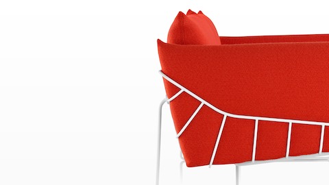 Vista de perfil de una silla de salón Wireframe roja.